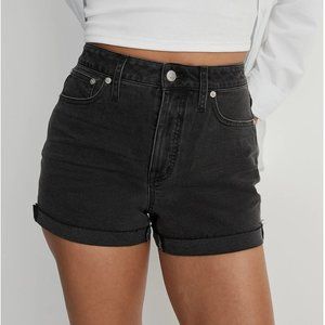 Madewell Curvy High Rise Denim Shorts in Black